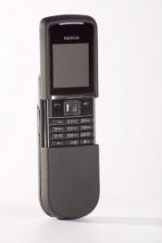 Nokia 8800 Sirocco  в благородной черной коже. Фото 2