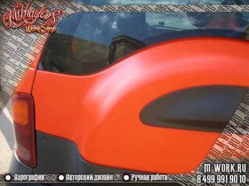 Isuzu VehiCross: покрытие матовым лаком поверх оранжевой краски. Фото 4