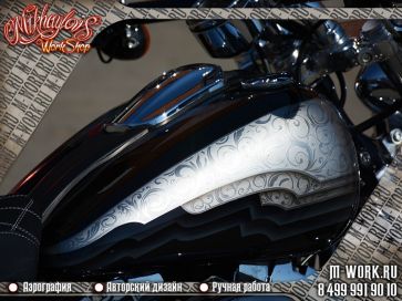 Аэрография мотоцикла Harley Davidson 3D-хром. Фото 7