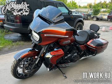 Аэрография нового Harley Davidson SVO - Валенки в родной цвет. Фото 2